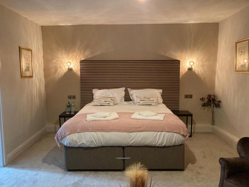 Woodborough Hall المظهر الخارجي الصورة
